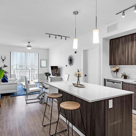 Amazing 2 Bedroom Unit In Doral Miami With Free Parking ไฮอาเลียห์การ์เดนส์ ภายนอก รูปภาพ