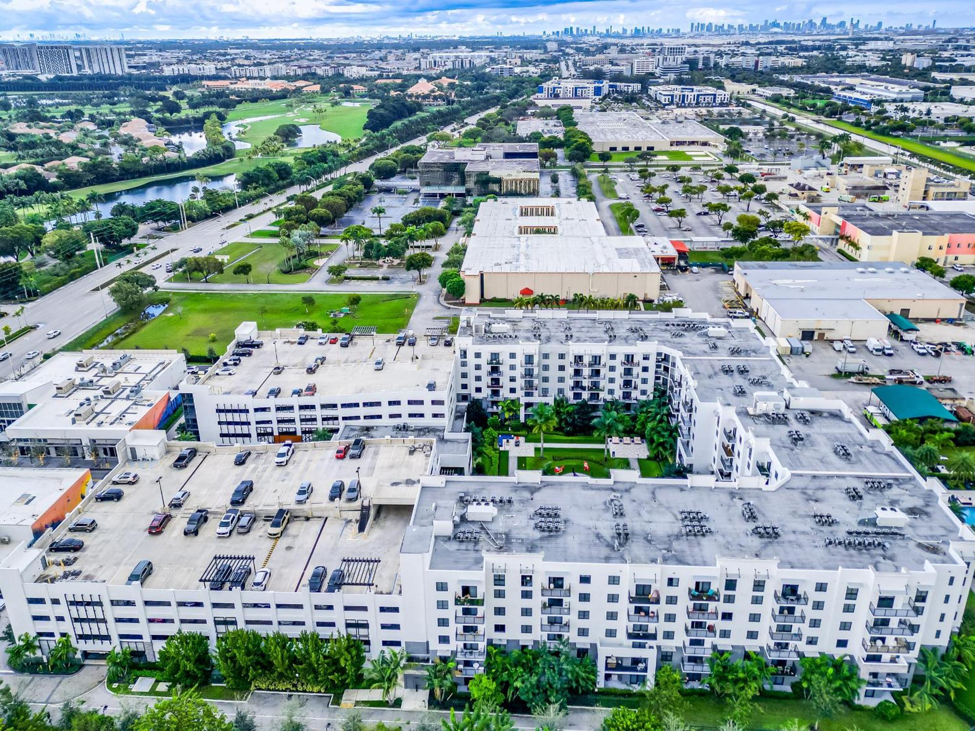 Amazing 2 Bedroom Unit In Doral Miami With Free Parking ไฮอาเลียห์การ์เดนส์ ภายนอก รูปภาพ